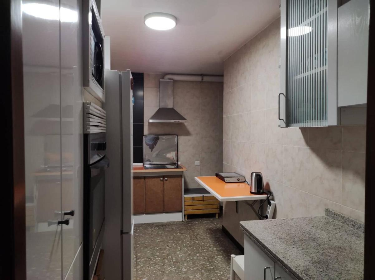 35-3- Комната В Квартире Для Семьи От 1 До 4 Человек В Центре Аликанте 알리칸테 외부 사진